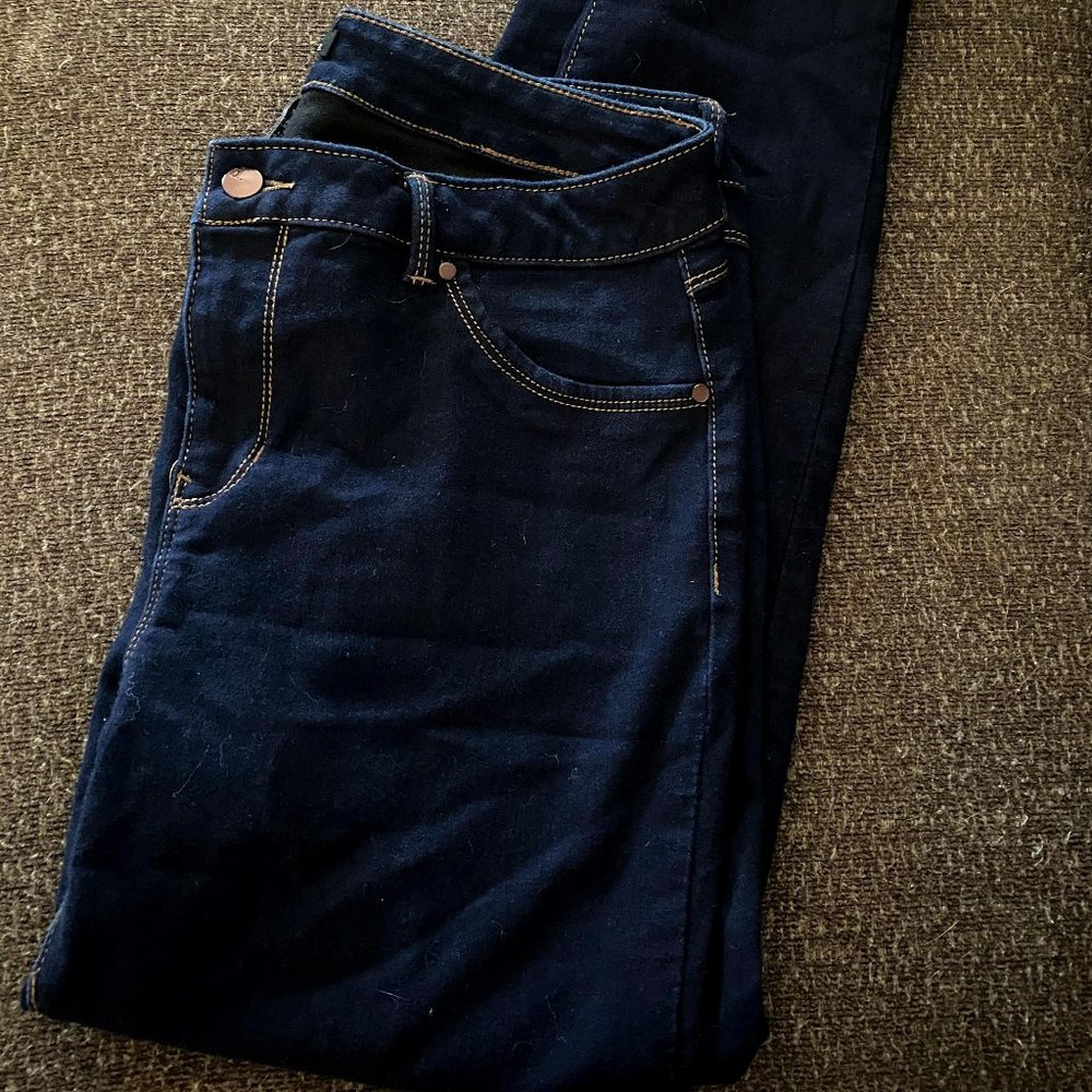 Great dark skinny jean!